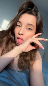 Kiss you ♥ od melissaf0rst  4 snímek