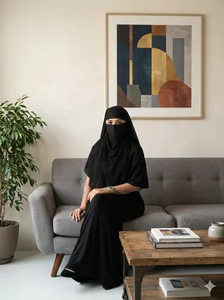 THARAA_MEL: Glamorous and subtle 💫 ( 3 фото)