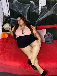 ailyn_maury the queen of temptation Billede 2