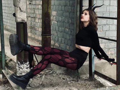 TinaDavil: Buy my soul from the devil ( 3 фото)