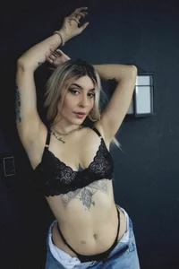 aleszia_rouse im very rude Poză 4