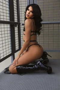 naomikandra: Public ( 4 фото)