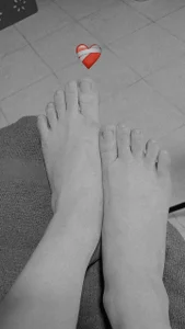 sharonbrown28 🦶🦶 hot 사진