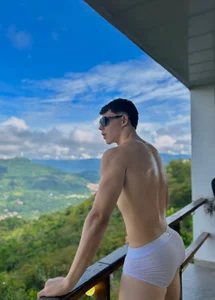 Houston__bull I love being on nature 💦 Foto