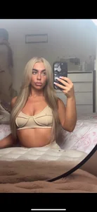 scouseblondieMe 💜 Bild 4