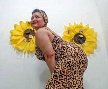 LADYJENNIFER's XXX Nude Photo 3