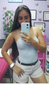 Escarleth_FoxPublic Bild 2