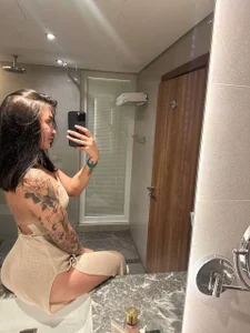 Hollara_Bangg kullanıcısının 🌊Happy vacation🌊 albümü -  3 fotoğraf