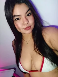 Public de klhoe_boobs  9 photos