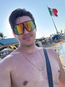 victor_vixen ON VACATIONS Εικόνα 4