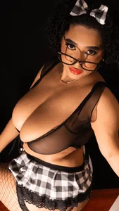 Emy_leon 😇 A+ Behavior! Kuva 4