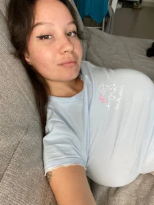 Mila_petalPublic图片 5