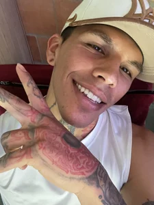 Zdjęcia Savajelust Public:  4