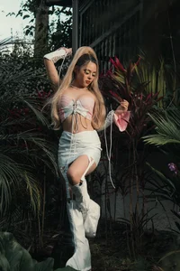 JuanitaClay Blondie Foto 4