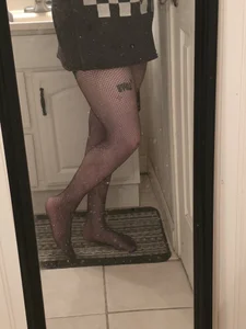 BashfulEmby Have a peek 😘 Pic 3