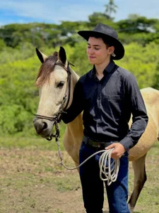 Dannyswiftt COWBOY MODE: ON 🤠🌵 Pic