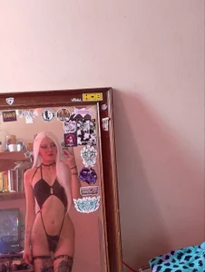 Rossiee_huntt Goddes Doll Pic 4