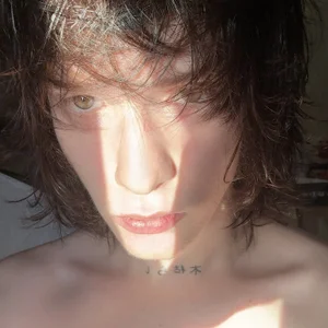LeonBoykisser Public Pic 6