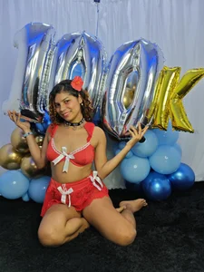 Violeta_Goddess kullanıcısının 100K OMG!! albümü -  4 fotoğraf