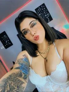 Veronika_metal Veronika 🖤🔥 Bilde 6