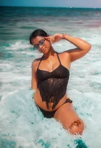 regina_noctixx 🏖️ Pic 2