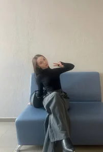 LeonaBelhumeur my January ^^ Pic