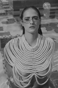 SofiaReyes1: Classic ( 3 фото)