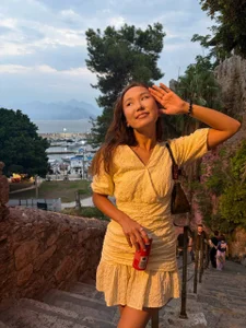 Naomi33Public图片 6