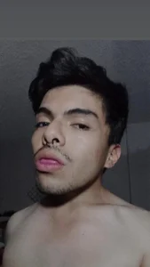 Suarez_Eros Public slika