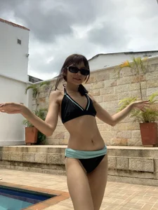 BarbieLovee Pool girl 🌊 Pic 4