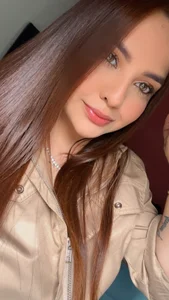 Arya_Brown_ Public зображення 4