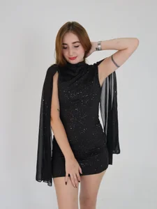 MaiaSinclair Public Pic 4