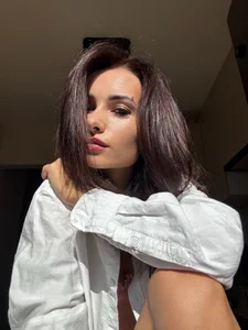 mia_aim Passion in a white shirt? ❣️ Immagine  8