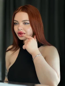 RedheadQueen_ black color suits me well...  3টি ছবি