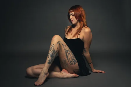 Aurora_Doll_ COME AND TAKE OFF MY DRESS Foto 3