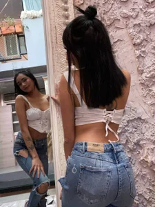 Public od alison_ferrera_  3 snímek