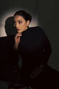 LIAH_IZUMI Black Dress Pic 4