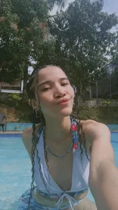 damianna_ Pool day😍😍 Foto 2