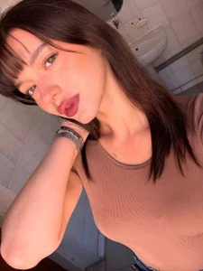 ChrissyPercival a little of my gallery Foto 5