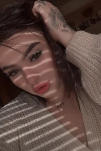 NikkiSummer Public Immagine  2