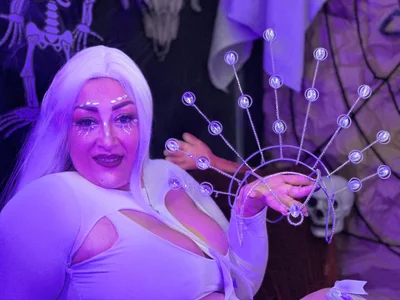 Katti_Barrera 🎃🎃Happy Halloween 2024🎃🎃 Foto 4