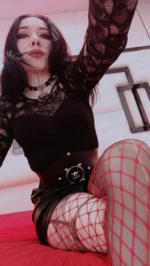 I would like to be the one who fills you with a lot of passion and lust 🥵 de alixxon1  photos