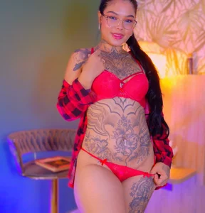 madyson_fox I see in red ❤️ 사진 2