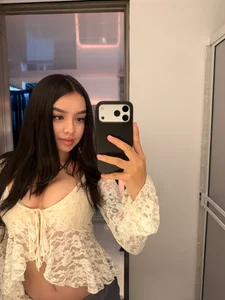 ScarlettVegaa_1 ✨💛Yo🌼✨  3. fénykép