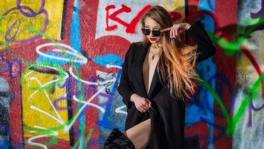 ArielBurn Goddess of colorful walls Pic 6