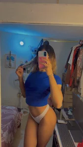 FreyjalaveauのLatina bbyの 7枚の写真