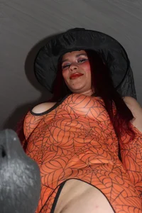 “Too much fire to put out 🔥” de red_moon_2  5 Imagens