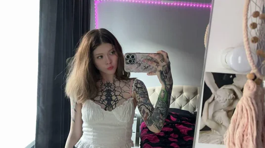 ShadowBarbie Public - {count, plural, one {תמונה אחת} two {שתי תמונות} many {# תמונות} other {# תמונות}}