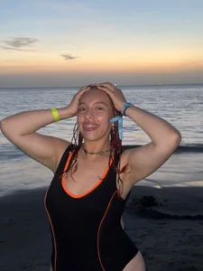 bri_von_dhara__のPublicの 4枚の写真