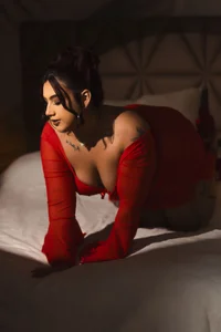 sabrinamilani totally a queen🥵 Pic